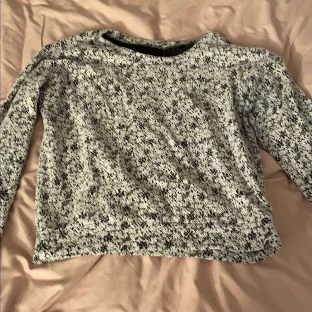 Beautiful sweater!